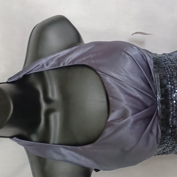 B. Darlin Halter Beaded Dress 5/6, shiny Charcoal gray - Picture 2 of 7
